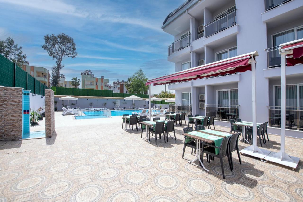 A Hotel Side Bagian luar foto